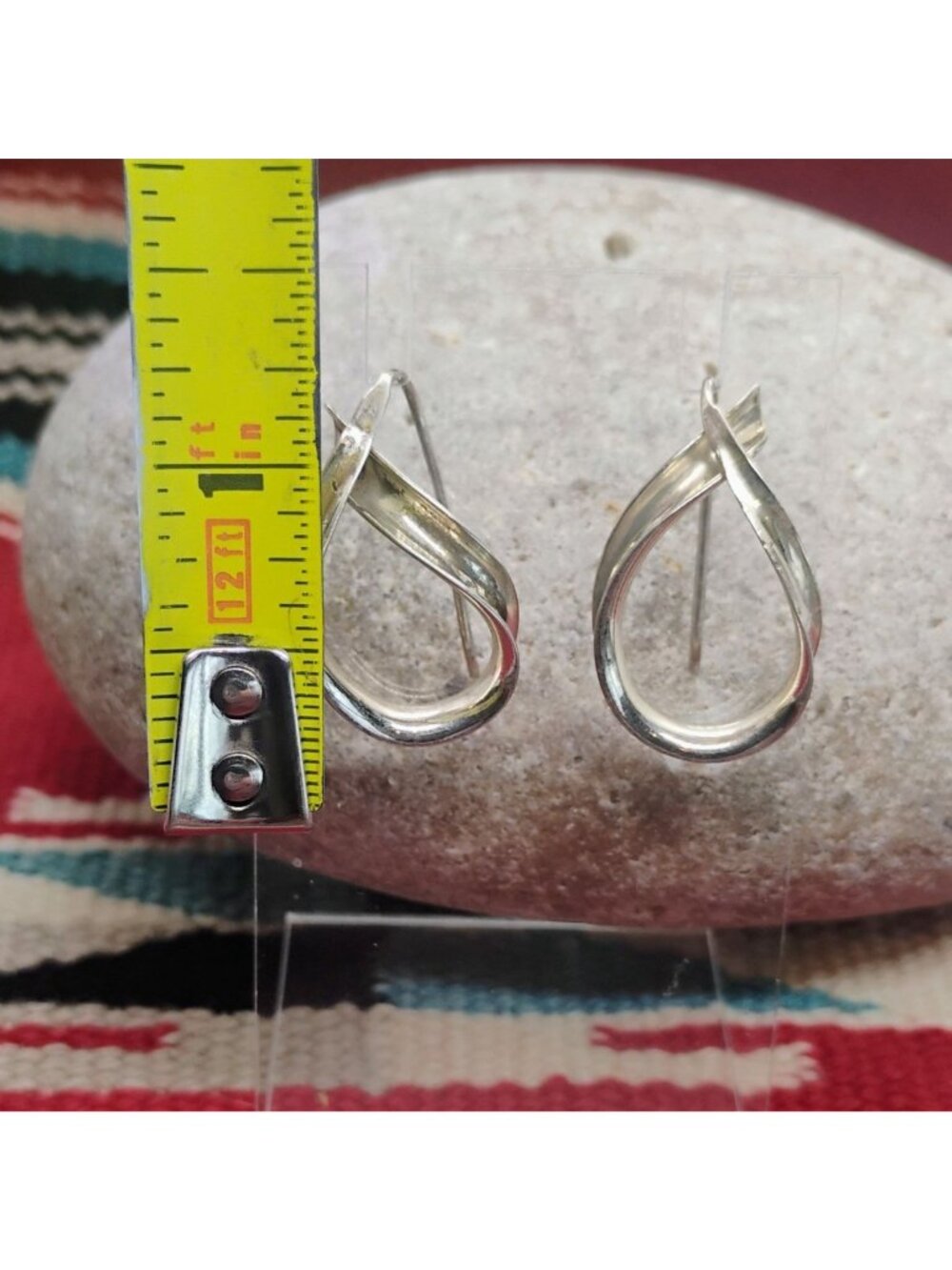 Sterling Silver Awareness Ribbon Pierced Crossover Hoop Earrings 4.6g - Picture 5 of 6